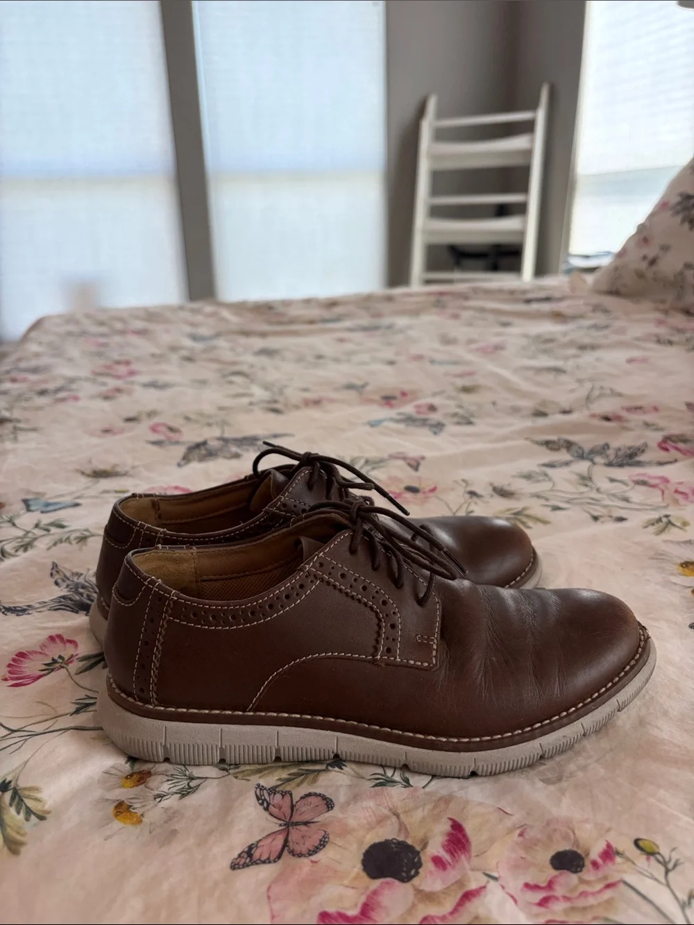 Johnston & Murphy Brown Leather Kids Lace-Up Dress Shoes